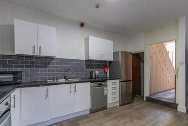 6 bed house, Claude Road, Plasnewydd, Cardiff, CF243QE - Image 7